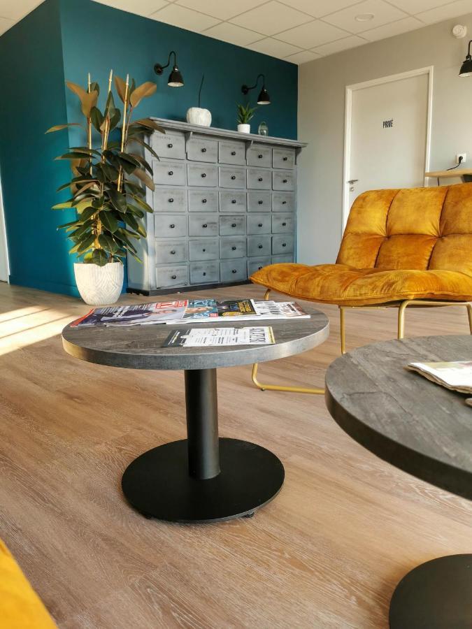 Aux Ateliers Hotell Miserey-Salines Eksteriør bilde